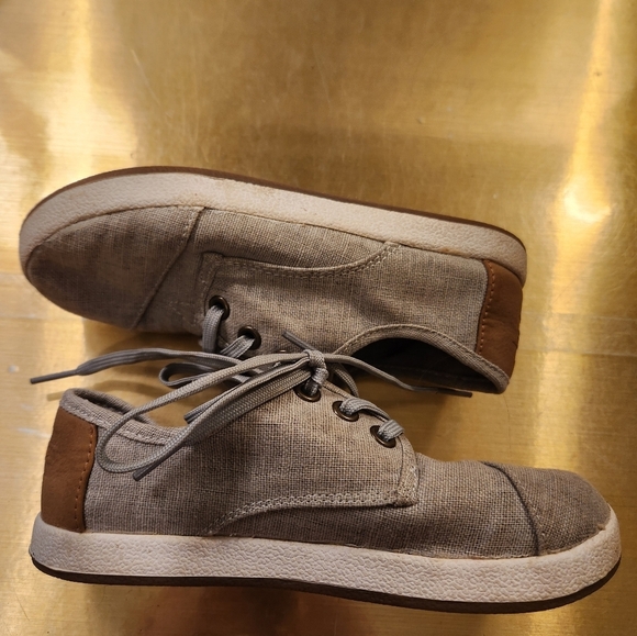 Kids Toms Shoes Size Y13 - Picture 6 of 9